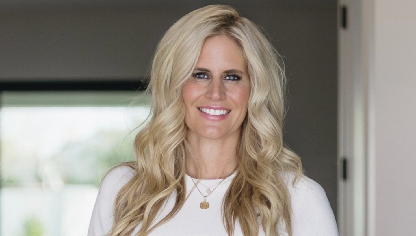 Record-breaking luxury Realtor named top AZ agent