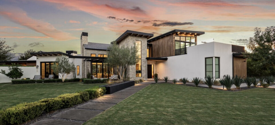 Luxury broker drops pair of Valley homes to $7.5M in bidding war strategy